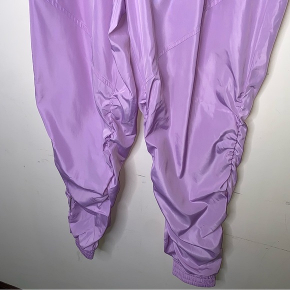 NWT Forever 21 Size 0X Lilac Windbreaker Jogger Pants with Zippers at Ankles - Picture 3 of 10
